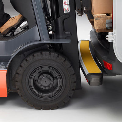 Maxus Deliver 9 (2020-) - Rhino ImpactStep Rear Step